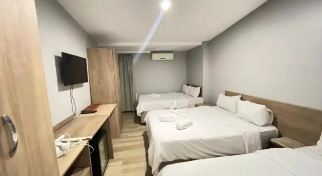 Family room Rozza Hotel