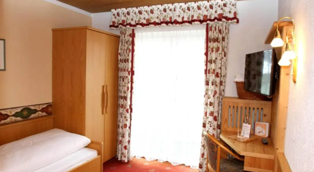 Номер Standard Hotel Völserhof