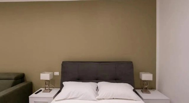 Четырёхместный номер Deluxe Suites Gaudioso Napoli center
