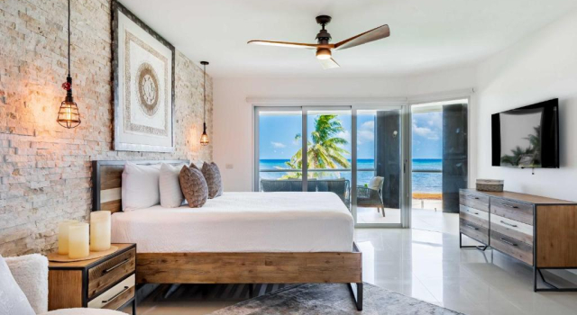 Апартаменты Deluxe Mareazul Beach Front Condos At playa del Carmen