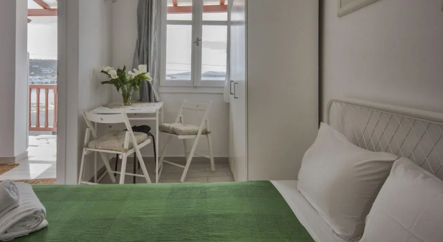 Arodou Studio and Apartment