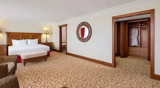 Люкс Presidential с балконом IC Hotels Green Palace - Kids Concept