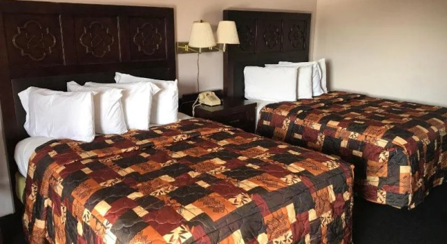 Enterprise Motel, Забронировать Мотель Отели Киссимми с бассейном, рядом с Музей авиации Киссимми, Бассейн