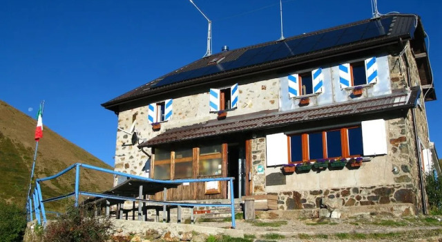 Rifugio Grassi, Book Hotel Valtorta Bergamo Province