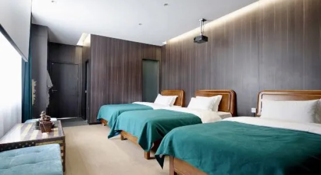 Люкс Kangding Kexiu Ambok Homestay (318 National Road)