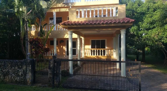 Four Bedroom Villa with Private Pool, Ocean View