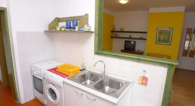 Апартаменты Apartment for six Persons With 3 Bedrooms and Partial sea View