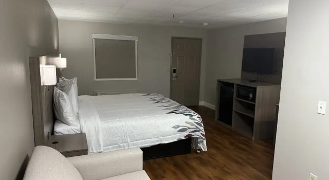 Двухместный номер Superior Red Roof Inn & Suites Swansea