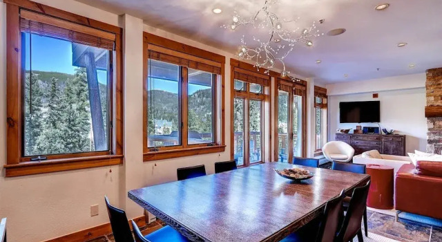 4 Bedroom Condo