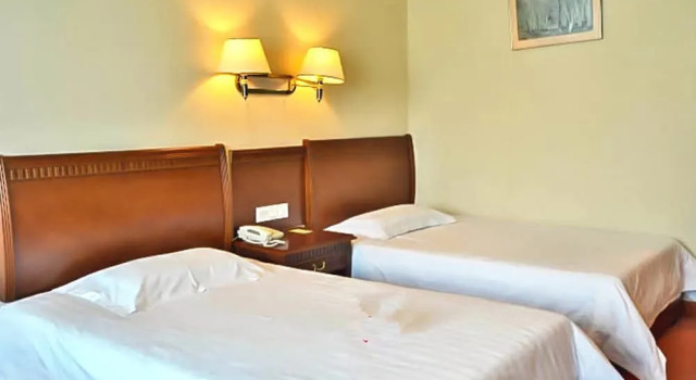 Jinbao Hotel Xiamen, Book Hotel Huli 