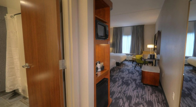 Fairfield Inn & Suites by Marriott Gatlinburg Downtown, Забронировать Отель Отели Гатлинберг с завтраком, Завтраки
