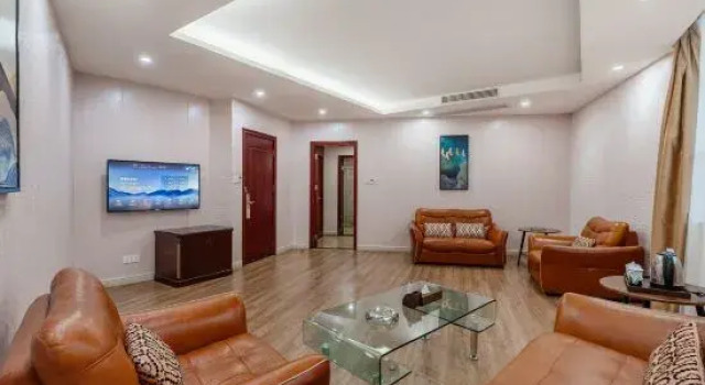 Люкс Executive Bohao International Hotel (Guangzhou Huadu North Railway Station Metro Station)