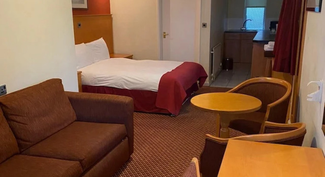 Трёхместный номер Deluxe c 1 комнатой The Tudor Hotel