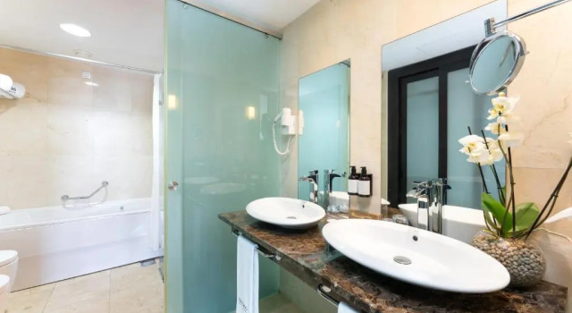 Двухместный номер Standard с видом на море Angra Marina Hotel