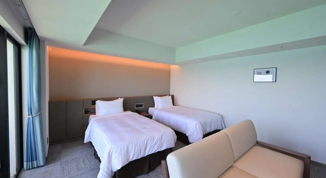 Двухместный номер Premium с балконом и oceanfront Best Western Okinawa Kouki Beach