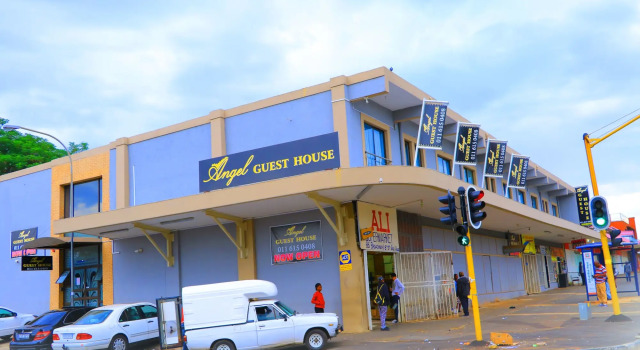 Angel Guest House, Забронировать Гостевой дом Сэндтон , рядом с Стадион «Эллис Парк»