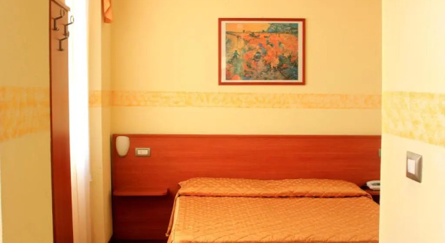 Трёхместный номер Hotel Bellevue