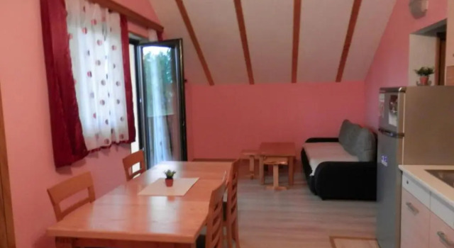 Апартаменты с балконом и с красивым видом из окна Guesthouse Matija