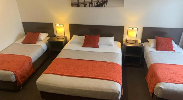 Семейный номер Standard Ploughmans Motor Inn