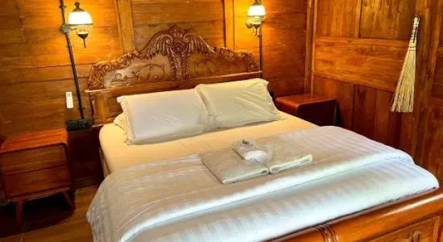 Lüks çift kişilik oda Nglaras Resort Yogyakarta