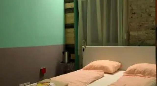 UpArtments Guesthouse, Varaa Hotelli Budapest Budapest