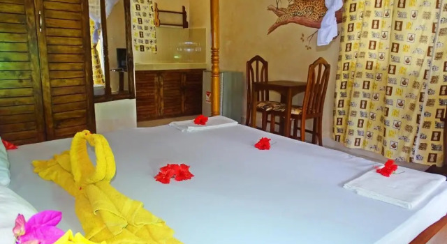 Diani Paradise Villas, Rezerwuj Dom wakacyjny Hotele w Coast Region ze śniadaniem, Śniadanie