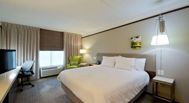 Номер Premium Hilton Garden Inn Martinsburg