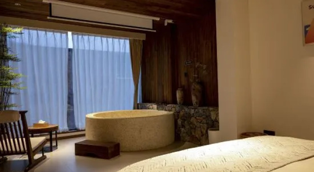 Люкс Liangqi Private Tang Homestay
