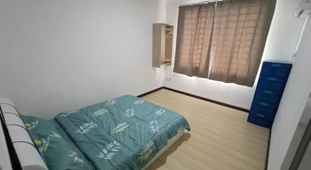 Sunny Homestay, Rezerwuj Hotel Hotele w Sarawak z parkingiem, Parking