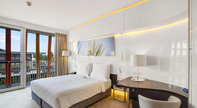 Номер Executive с балконом Radisson Blu Hotel Amp; Convention Centre, Kigali