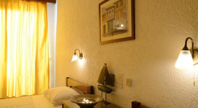 Melpo Hotel