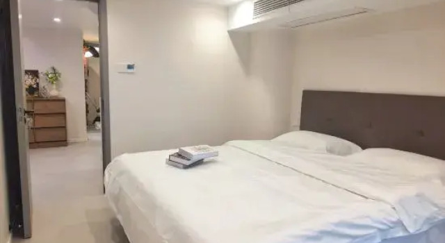 Люкс с 4 комнатами Wuhan Xilai Light Luxury Homestay (Xujiapeng Metro Station Branch)