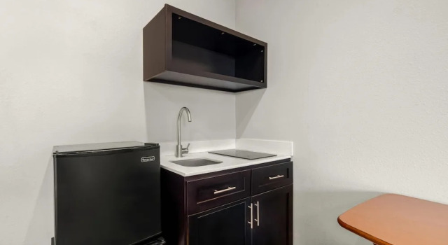 Номер Standard Suburban Studios Ridgecrest near China Lake Naval Station