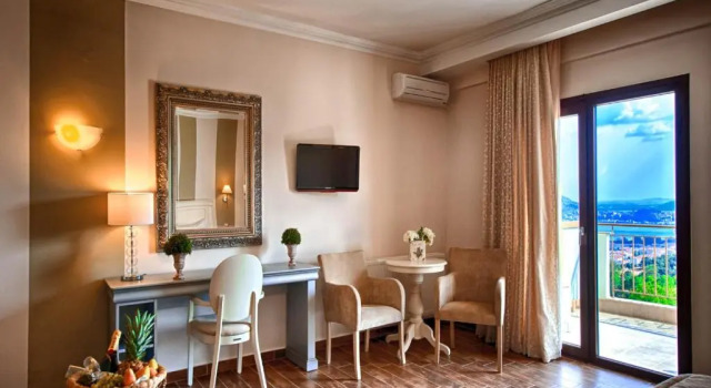 Люкс Deluxe Enastron View Hotel