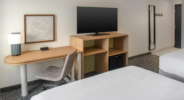 Четырёхместный номер Standard Spark by Hilton St Robert Fort Leonard Wood