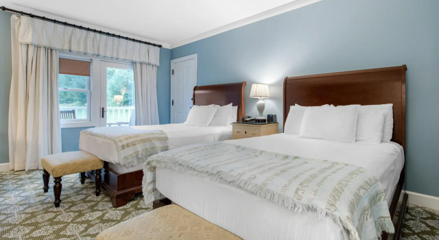 Четырёхместный номер Deluxe Omni Bedford Springs Resort & Spa