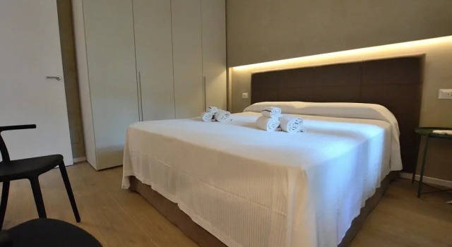 Leonardo Walsh Apartment