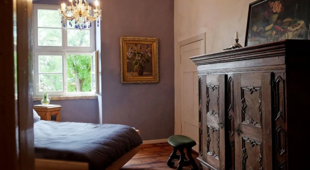 Event- Kultur & B&B Kunst Schloss Neuenhagen Übernachten im Denkmal, Buchen Sie Hotel Hotels in Oderbruch mit Parkplatz, Parkplätze