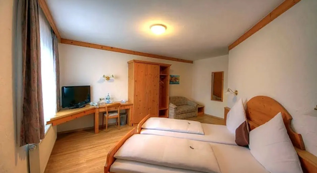 Hotel Kuchalber Hof, Reserva ahora Hotel Hoteles en Baden-Wurtemberg con desayuno, Desayunos