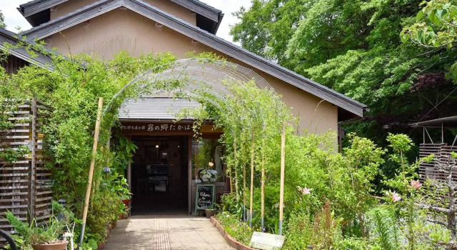 Takahara, Book Hotel Hoteller i Wakayama med parkering, Parkering