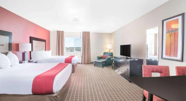 Четырёхместный люкс Hawthorn Extended Stay by Wyndham Dickinson