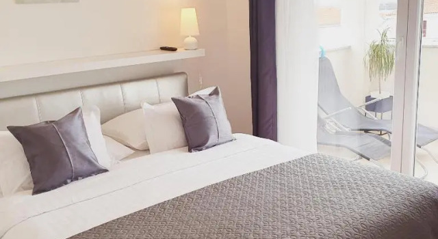 Апартаменты с 2 комнатами с видом на море Apartments Marti
