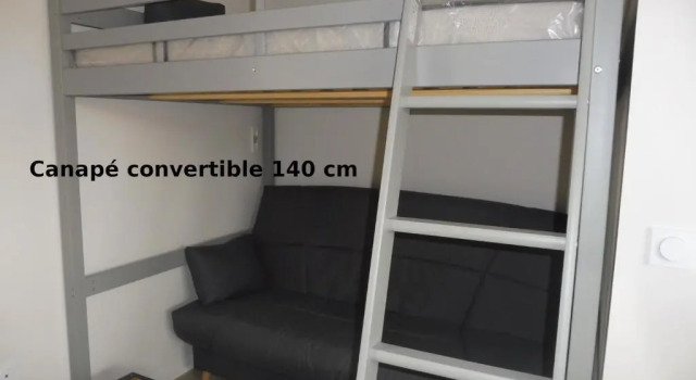 Апартаменты Lot en Dock 3 logements atypiques et écologiques en vallée de la Dordogne