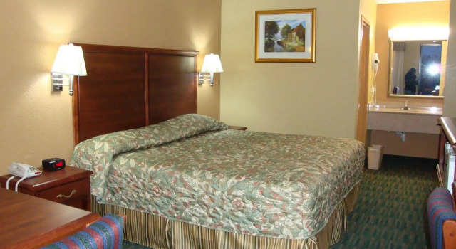 Relax Inn, Book Mini-hotel Hendersonville Tennessee