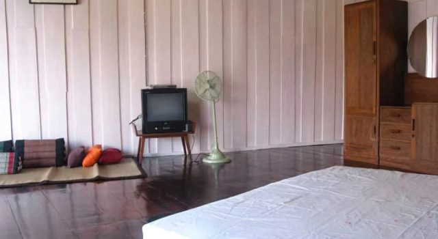 Ploen Amphawa Resort, Забронировать Курортный отель Курортные отели Ампхава, Курортный отель