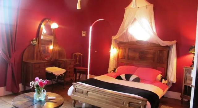 Castel Valfred, Rezerwuj Hotel Saint-Barthélémy-dʼAgenais Akwitania