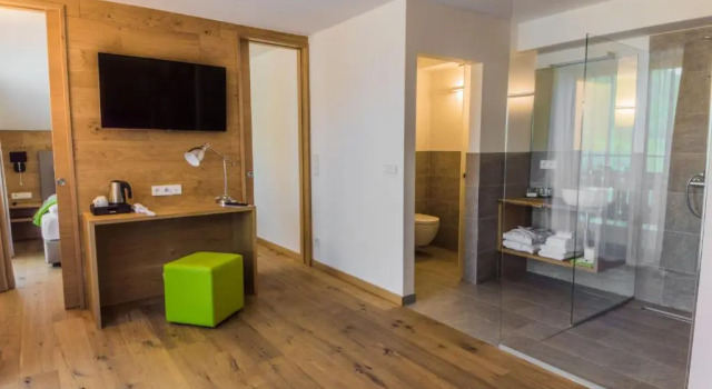 Полулюкс с балконом Sport Hotel