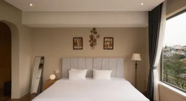 Люкс Premier Gold View Boutique Hotel Đà Lạt