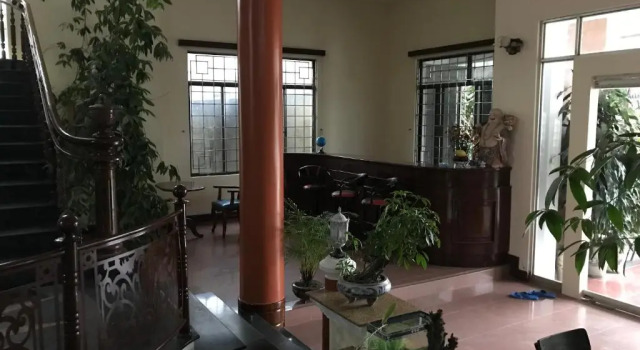 Khach san Đong Dao