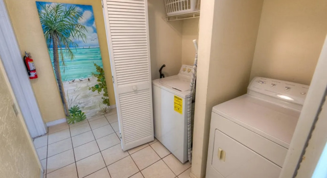 Shells and Sunshine Apartment 3